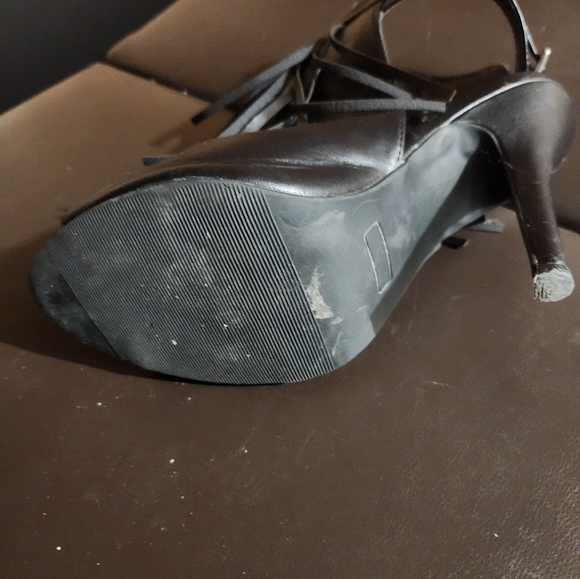 Heel boots - Picture 4 of 4